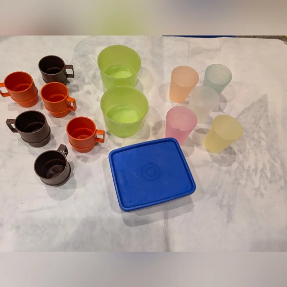 Tupperware Colorful Kids Learning Toy Set - Picture 1 of 4